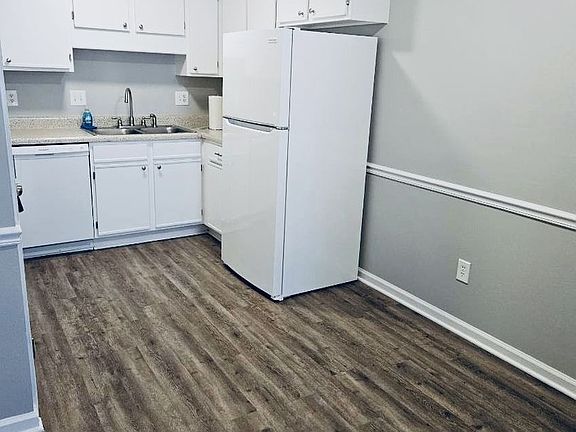 4th image of 1101 Brookway West Dr #1413
