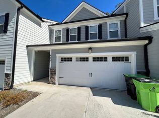 483 Clark Creek Ln, Cary, NC 27519