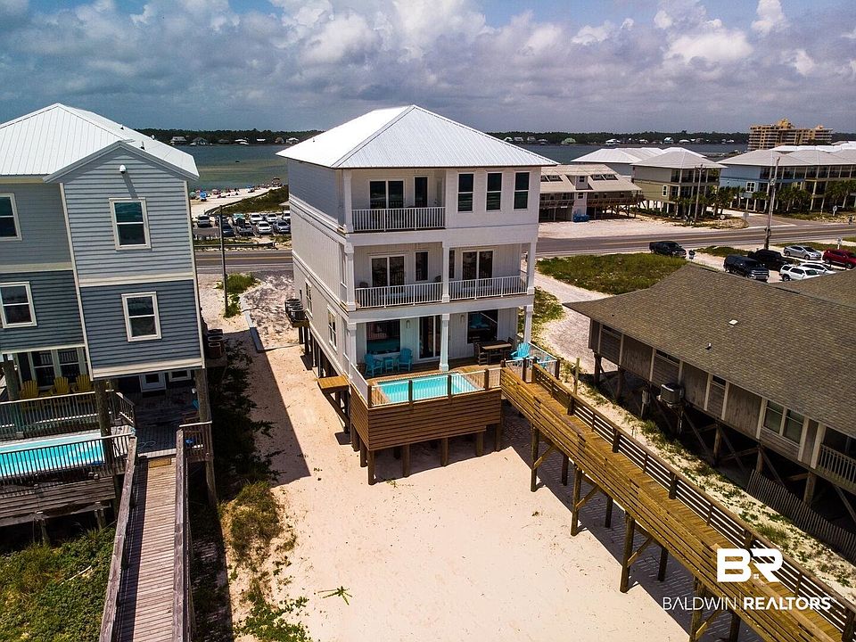 1st image of 1653 W Beach Blvd