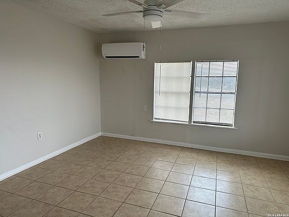 3rd image of 426 Carrizo Hill