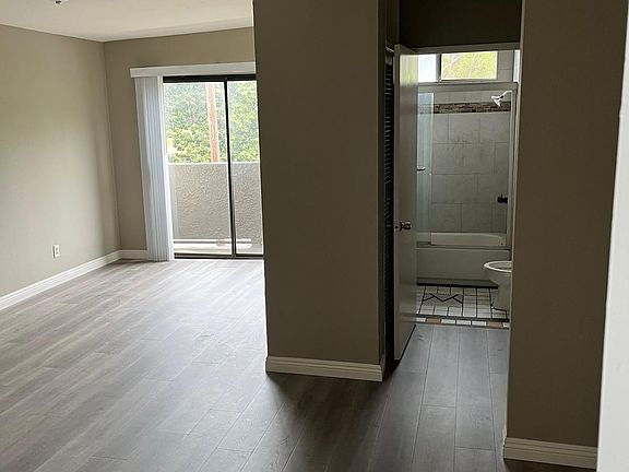 3rd image of 3400 Chapman St #202