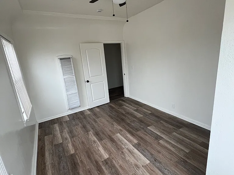 5350 Verona St #7 — Photo 7