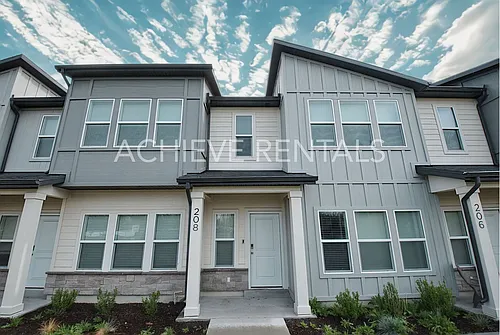 208 W 3175 S Photo 1