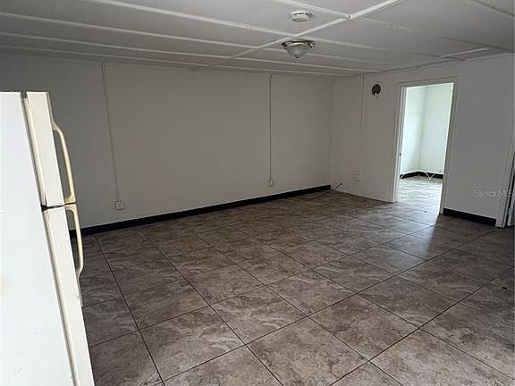 4th image of 14846 17th St