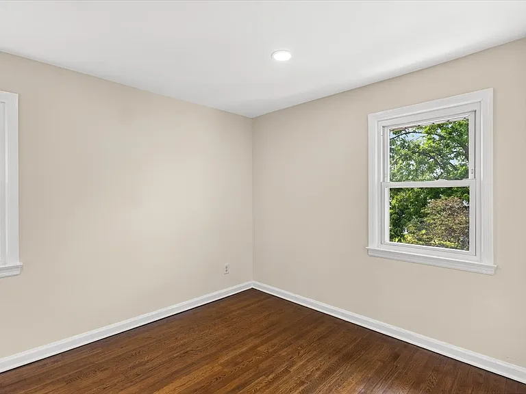 1212 Burnet Ave #1 — Photo 7