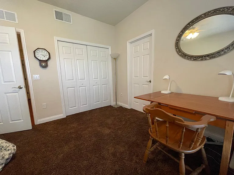 1733 Prospect Ave — Photo 32