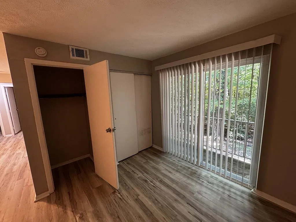 3811 Rohling Oaks Dr — Photo 4