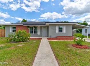 1031 Frost Ln, Deltona, FL 32725