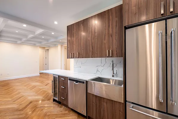 Rented by Dallien Realty Limited Liability Company | media 18