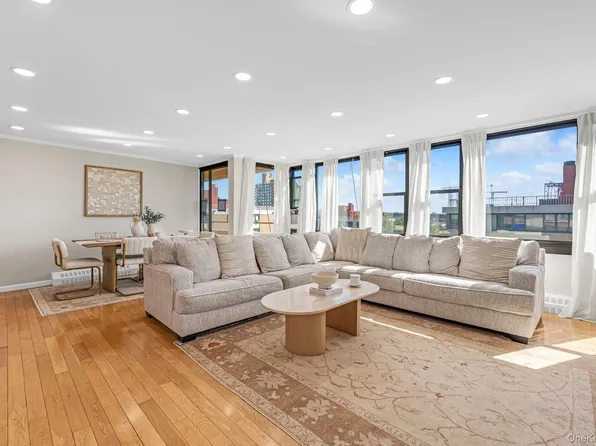 162-20 9 Avenue #9A, Beechhurst, NY 11357