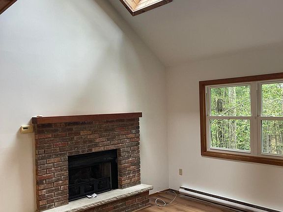 2nd image of 1070 Red Hawk Dr