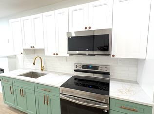 2619 Titan St, Philadelphia, PA 19146