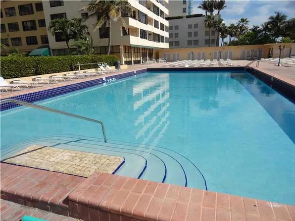 5005 Collins Ave APT 325, Miami Beach, FL 33140