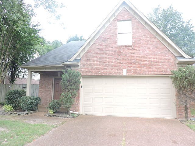 1st image of 853 Abbey Grove Ln