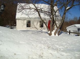 133 Hartford Ave W, Uxbridge, MA 01569