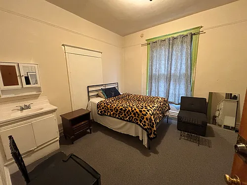 1098 Larkin St #1 Photo 1