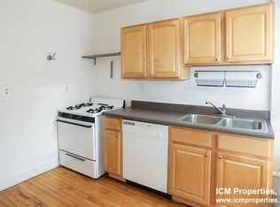 3050 N Greenview Ave #2N, Chicago, IL 60657