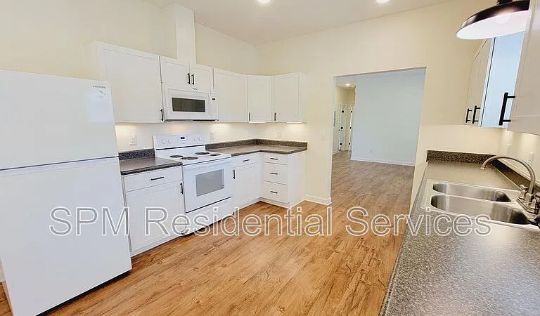 5012 Barefoot Dr — Photo 5