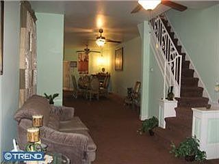 3rd image of 529 W Erie Ave