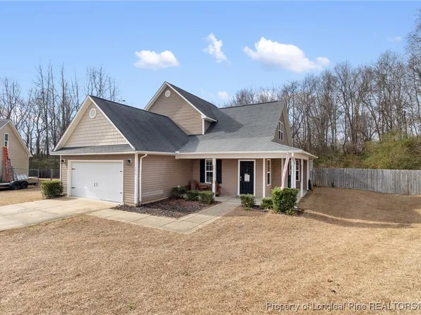 290 Mayor Ct, Raeford, NC 28376