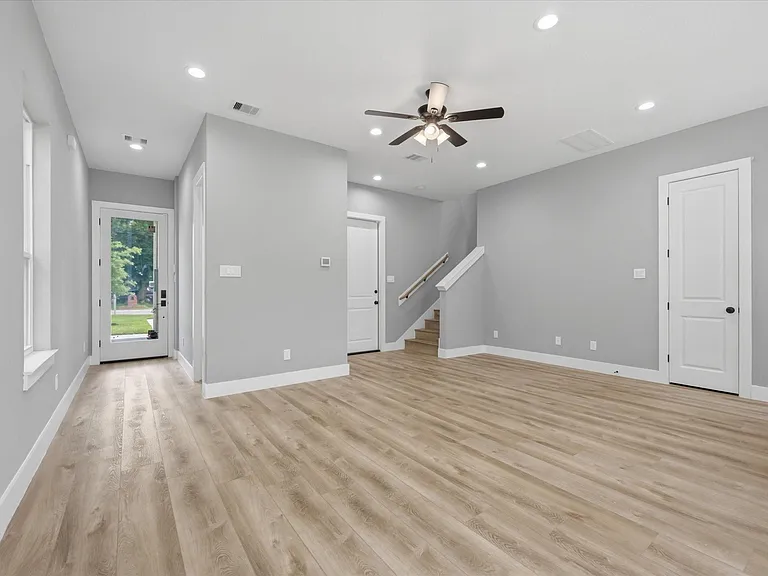 2022 Wavell St — Photo 26