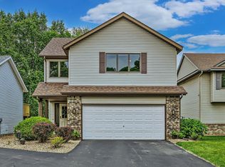 5691 Birch Trl, Shoreview, MN 55126
