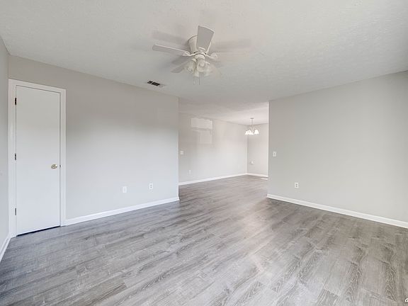4th image of 3720 Burnham Way