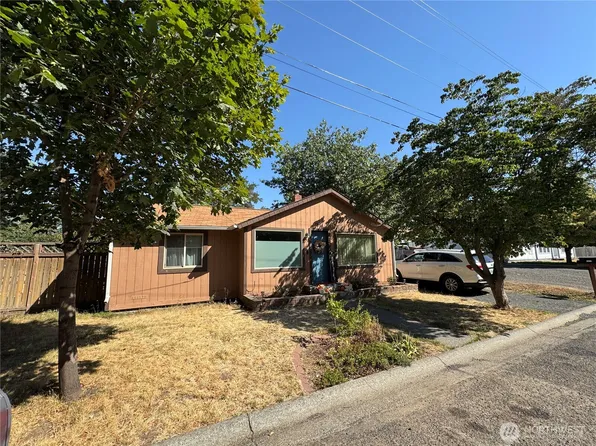 1411 S. 2nd Street, Dayton, WA 99328