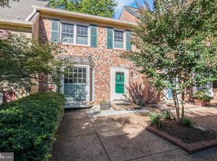655 N Armistead St, Alexandria, VA 22312
