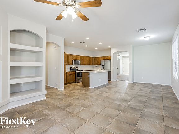 2nd image of 3014 S 102nd Ln