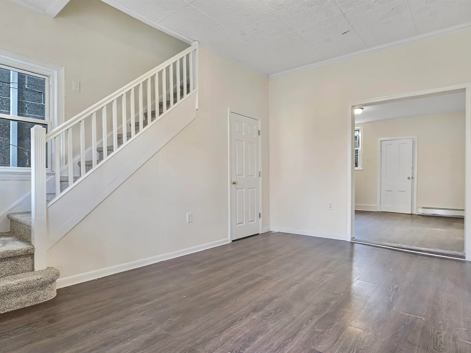 3 bed, 2.0 bath, $2,850 — Photo 3