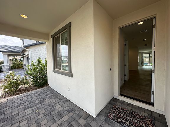 4th image of 2089 E Oriole Dr