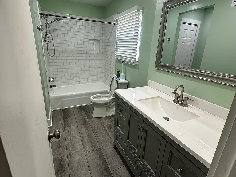 616 Village Lane Dr SW — Photo 6