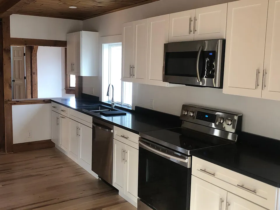 61 Dennison St #2