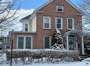 59 Park Pl, Middletown, CT 06457