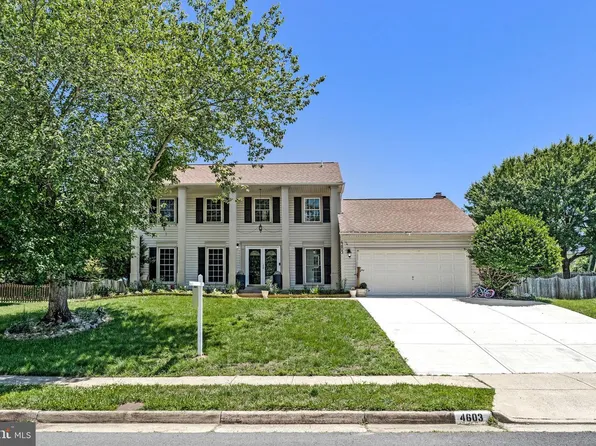 4603 Sand Rock Ln, Chantilly, VA 20151