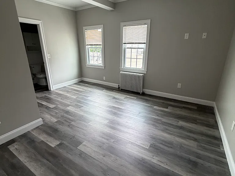 16 Magnolia Ave #12 — Photo 3
