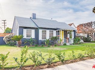 1861 Brockton Ave, Los Angeles, CA 90025