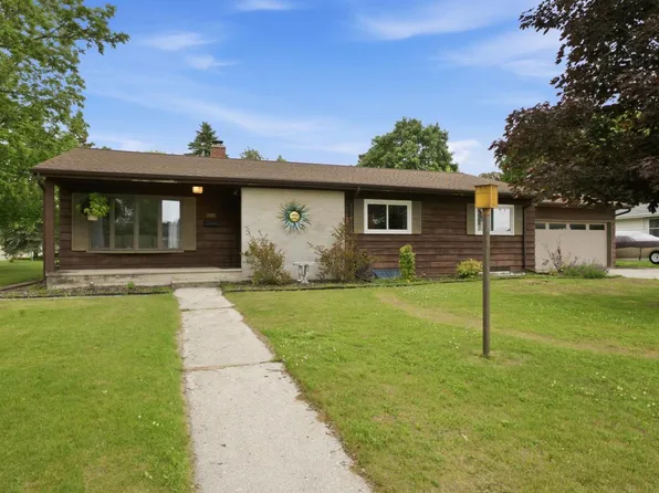 2830 35th STREET, Two Rivers, WI 54241