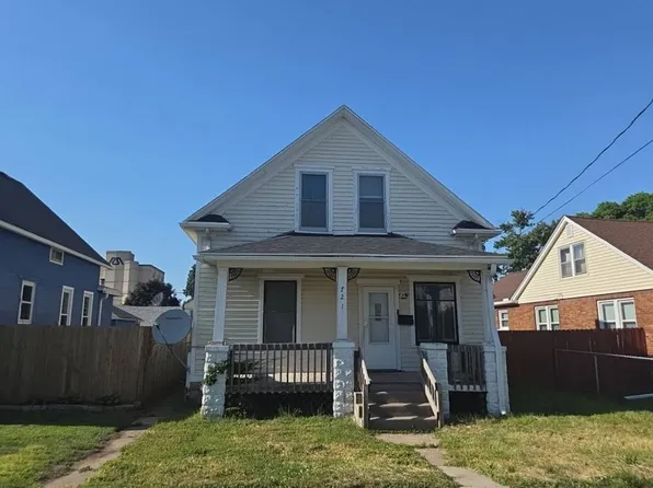 721 17th Ave, Moline, IL 61265