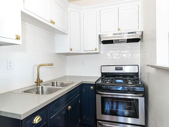 5th image of 1825 N Cahuenga Blvd APT 210