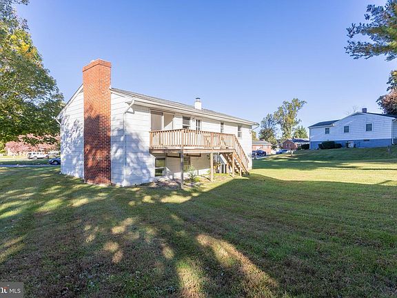 5th image of 1615 Samantha Dr