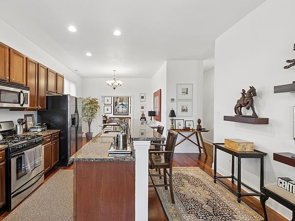 5th image of 6616 S Kimbark Ave #4S