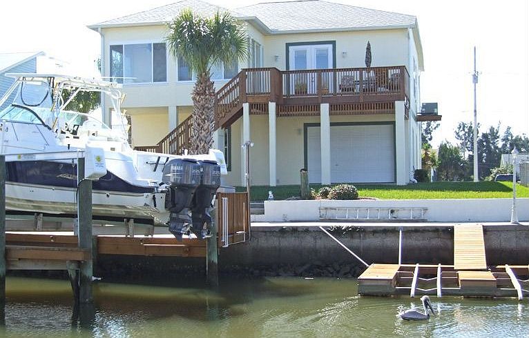 1st image of 7633 Hatteras Dr