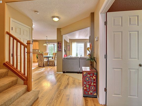 4th image of 4418 NE 163rd Ave