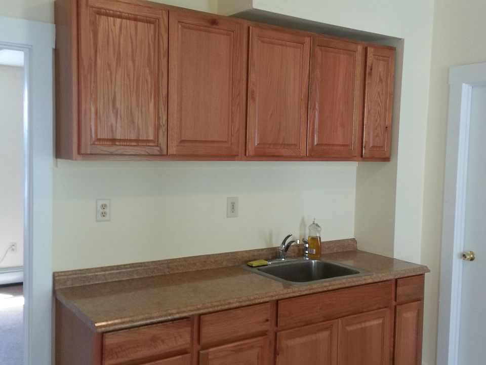 2nd image of 53 Diamond St #1