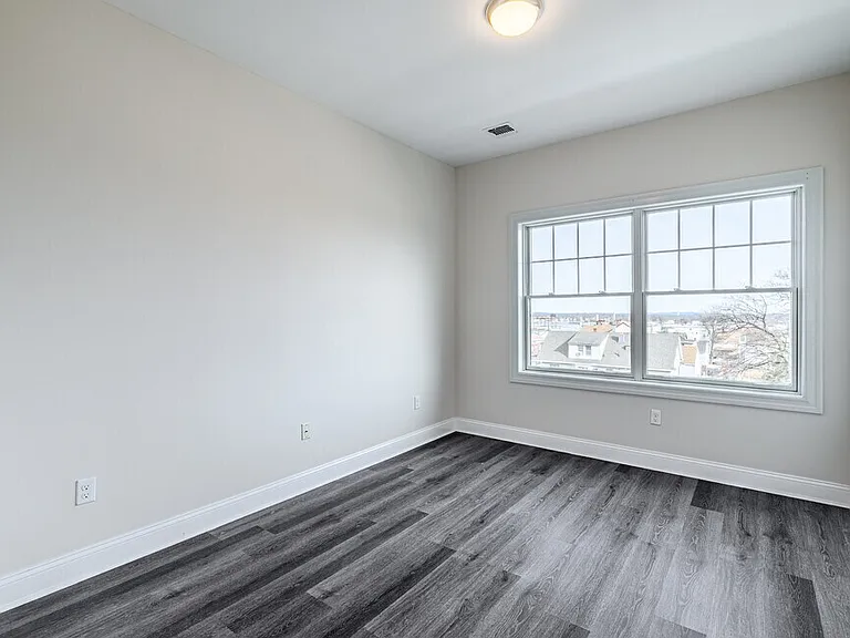 941 Main — Photo 12