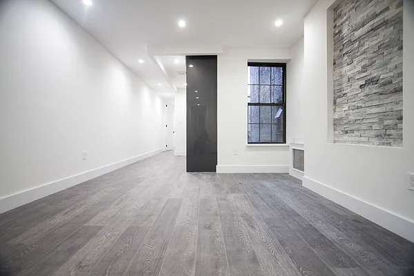 Rented by Nooklyn NYC LLC | media 16
