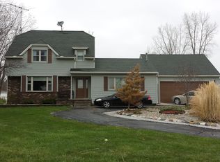 5272 Yankee Rd, Saint clair, MI 48079