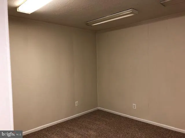5803 Portland Dr — Photo 24